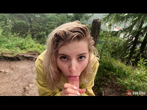 ❤️ Dievča prehĺta semeno po verejnom fajčení - Eva Elfi ❤️ Porno video na nás